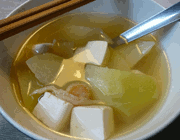 kohlrabi-soybean curd soup