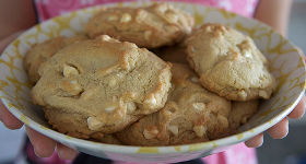 macadamia cookies