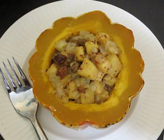 acorn-squash-apple-stuffing