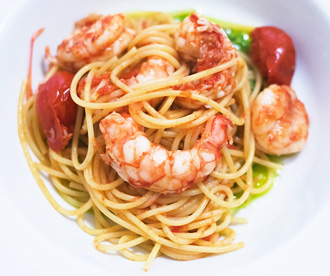 Lobster spaghetti with tomato